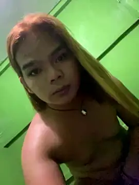 Snapshot of ladymiah chatting on 01-09-26, 01:40 ladymiah online show from 01-09-26, 01:40