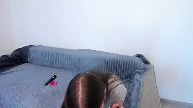 sofielovely  online show from 10-31-25, 01:08