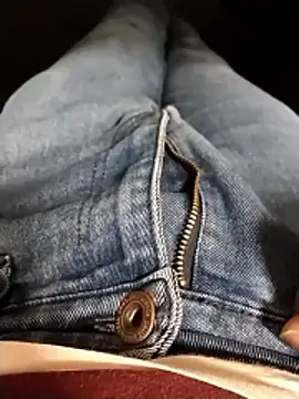 Ajayy01 online show from 12-19-25, 02:52