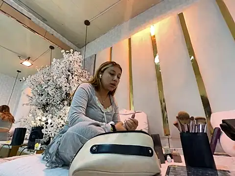 CamilleMilano online show from 11-30-25, 04:57