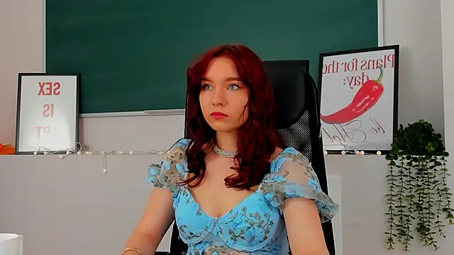 NoraHaynes online show from 04-11-26, 02:52