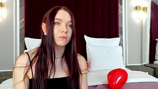 NoraHaynes online show from 02-20-26, 03:14