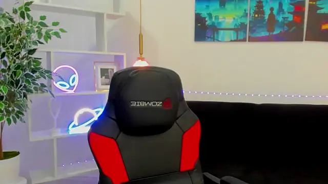 NoraHaynes online show from 01-17-26, 02:59