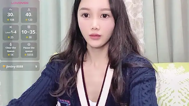 Snapshot of Aiyi909- chatting on 02-05-26, 04:58 Aiyi909- online show from 02-05-26, 04:58