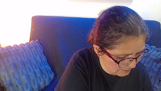 Linda banks  online show from 12-03-25, 01:39