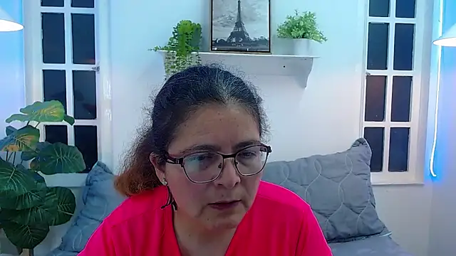 Linda banks  online show from 04-12-26, 01:53