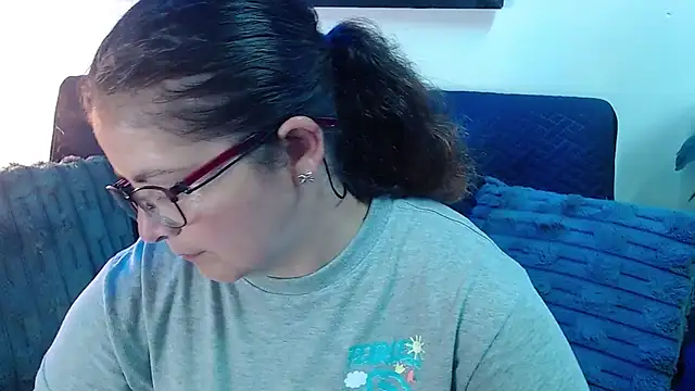 Linda banks  online show from 06-19-26, 01:55