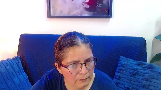 Snapshot of Linda_banks_ chatting on 05-02-26, 01:44 Linda banks online show from 05-02-26, 01:44