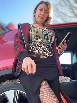 Milena-MilfaXXX online show from 11-18-25, 06:06