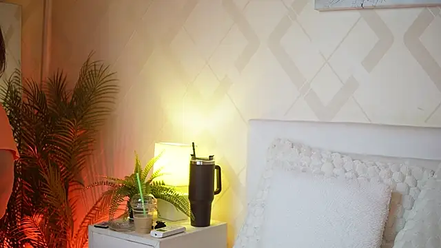 EmmaDallas online show from 04-05-26, 06:47