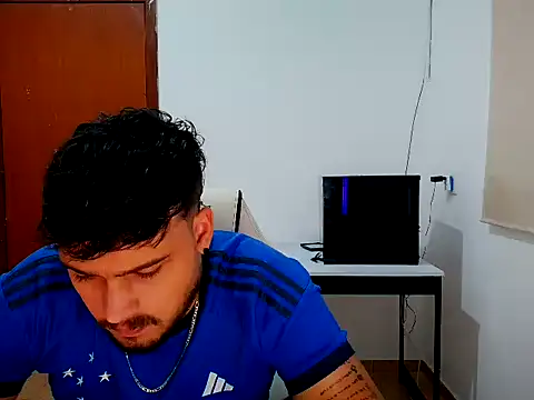 Mineirinhoot online show from 01-08-26, 06:14