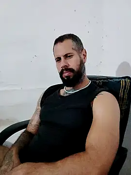 Snapshot of Matheus_Blaze chatting on 09-25-25, 03:34 Matheus Blaze online show from 09-25-25, 03:34