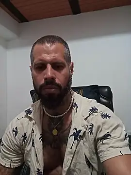 Snapshot of Matheus_Blaze chatting on 10-22-25, 01:10 Matheus Blaze online show from 10-22-25, 01:10