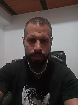 Snapshot of Matheus_Blaze chatting on 10-23-25, 03:00 Matheus Blaze online show from 10-23-25, 03:00