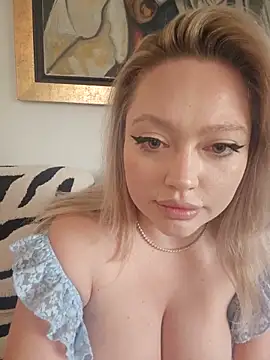 misstitmouseofficial online show from 02-14-26, 03:23