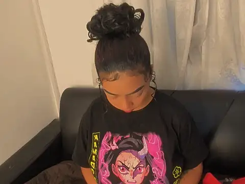 nahomy ryans online show from 11-26-25, 07:58