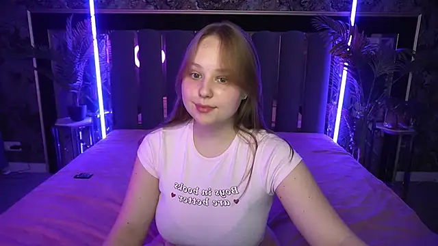 CrystallPaws online show from 11-11-25, 06:41