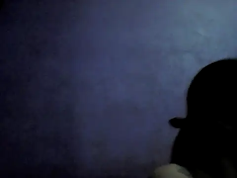 Snapshot of Uniquebeauty32 chatting on 06-27-26, 05:19 Uniquebeauty32 online show from 06-27-26, 05:19