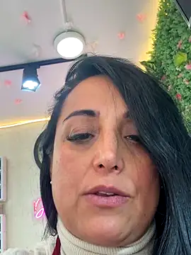 hotadhara01 online show from 12-16-25, 08:57