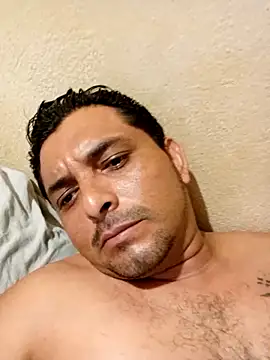 Snapshot of 125Delfin90 chatting on 10-08-25, 10:21 125Delfin90 online show from 10-08-25, 10:21