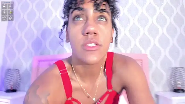 OnlyGia online show from 11-22-25, 08:51