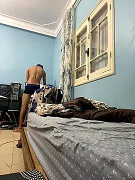 Snapshot of dermino12 chatting on 10-29-25, 01:32 dermino12 online show from 10-29-25, 01:32