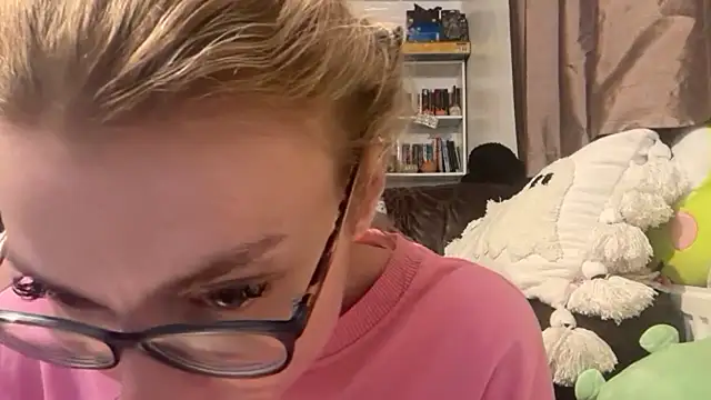 harleyblair online show from 11-09-25, 07:40