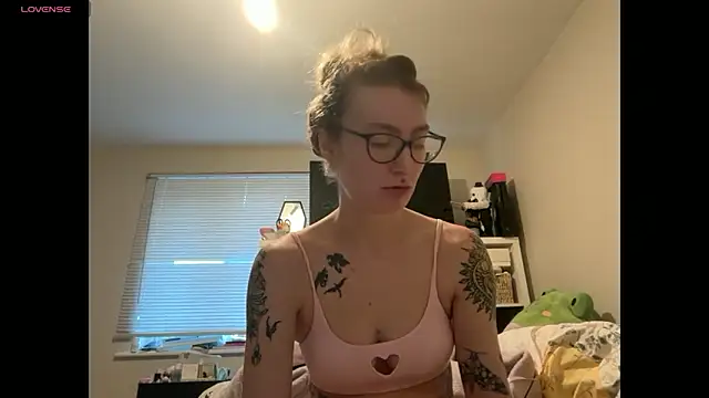 harleyblair online show from 02-15-26, 03:55