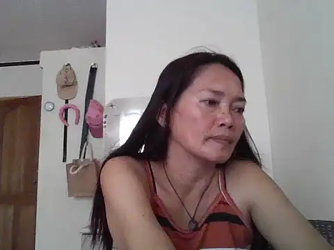Snapshot of Asianwild_matured4uxx chatting on 11-15-25, 06:28 Asianwild matured4uxx online show from 11-15-25, 06:28