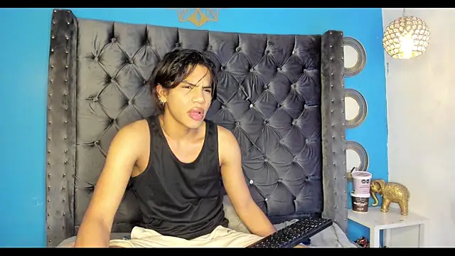 Snapshot of bxby_dolls chatting on 09-26-25, 05:36 bxby dolls online show from 09-26-25, 05:36