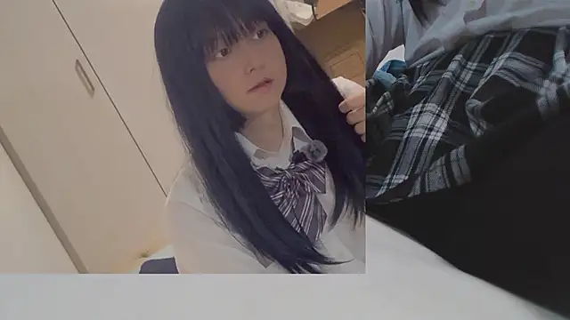 Mia032 online show from 11-14-25, 03:26