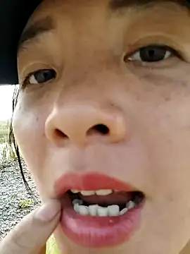 asian 2k online show from 10-30-25, 01:48