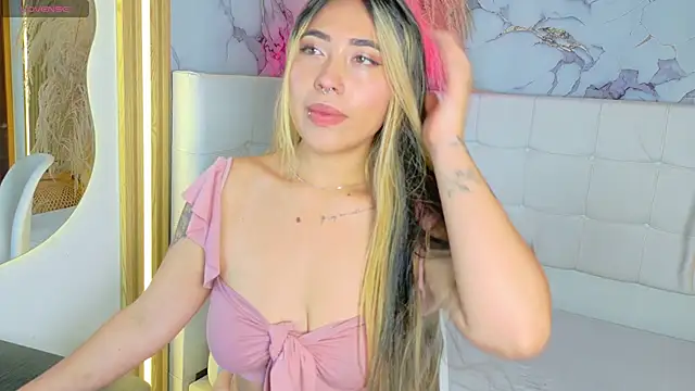  ManuVeelez online show from 12-21-25, 08:20