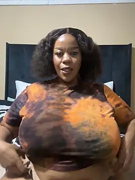 THICKBUNNYCHICKxxx online show from 04-23-26, 08:43