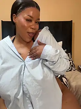 THICKBUNNYCHICKxxx online show from 04-26-26, 12:02