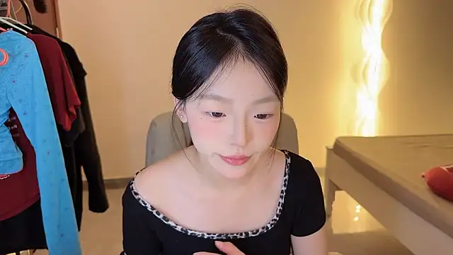 Snapshot of Robin-o3 chatting on 10-01-25, 03:16 Robin-o3 online show from 10-01-25, 03:16