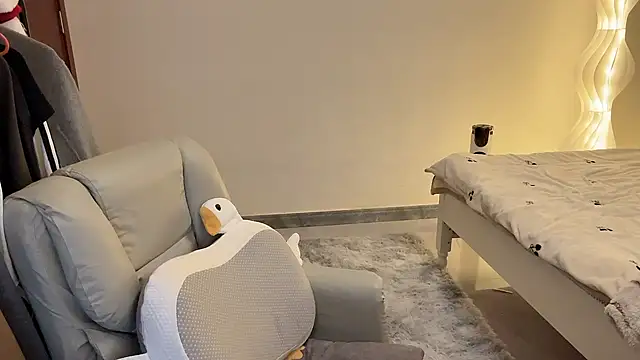 Robin-o3 online show from 02-12-26, 04:40