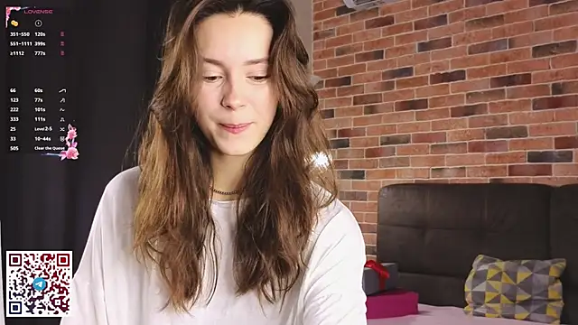Snapshot of JasminDoroti chatting on 09-10-25, 06:12 JasminDoroti online show from 09-10-25, 06:12