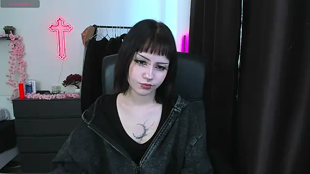 LiyaLuna online show from 04-08-26, 10:17