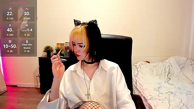 LiyaLuna online show from 11-12-25, 12:31