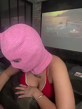 zoeypink online show from 09-24-25, 06:03