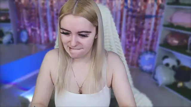 Stef Nicks online show from 02-12-26, 09:09