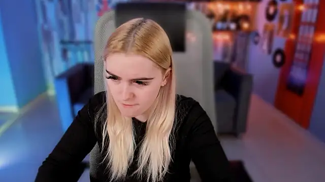 Stef Nicks online show from 02-22-26, 05:32