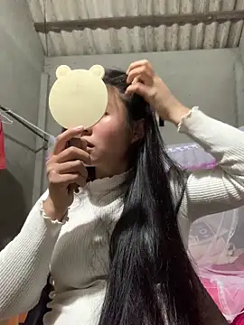 NhuFox online show from 12-15-25, 01:50