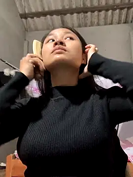 NhuFox online show from 11-03-25, 01:33