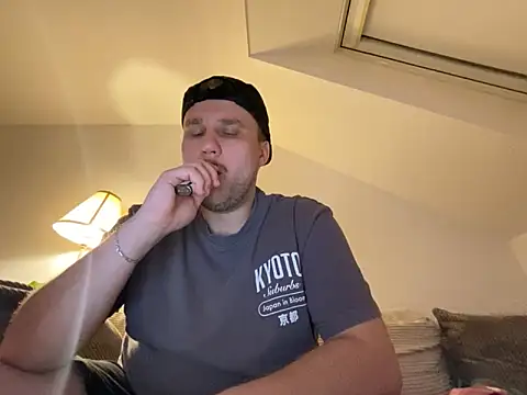 Pascalhot1 online show from 03-16-26, 08:00