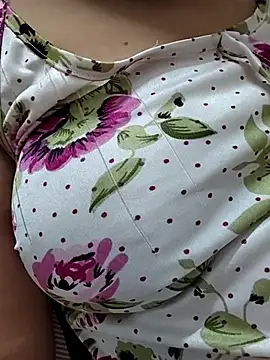 Anjali143142 online show from 09-08-25, 07:02