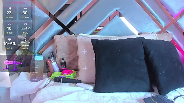 KarolBlanco online show from 09-14-25, 02:34