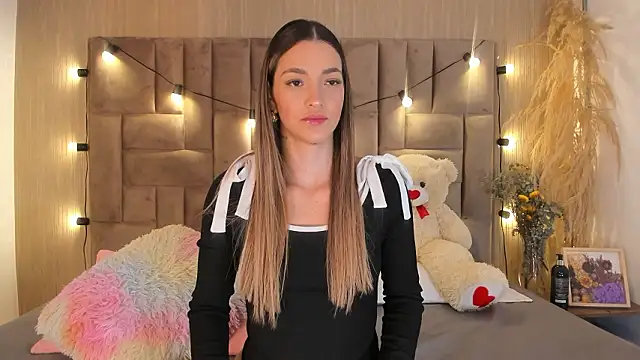 Snapshot of ClaradelMar chatting on 02-23-26, 10:16 ClaradelMar online show from 02-23-26, 10:16