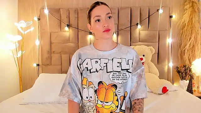 ClaradelMar online show from 03-22-26, 10:17